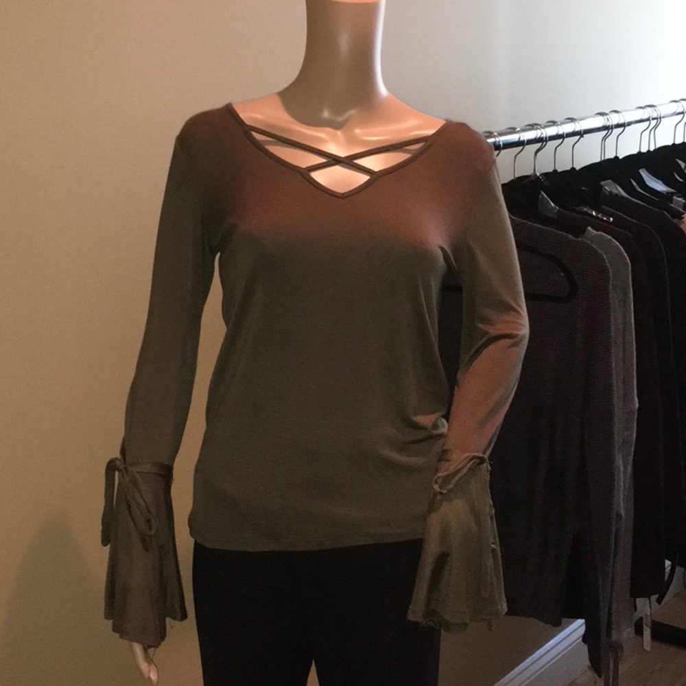 Heart & Hips Olive Blouse